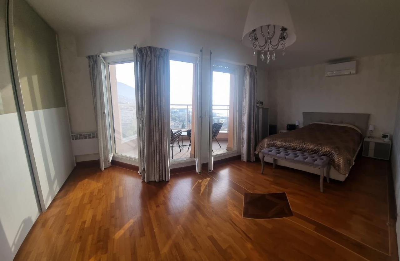 Dernier Etage D'Une Maison Roquebrune-Cap-Martin Extérieur photo