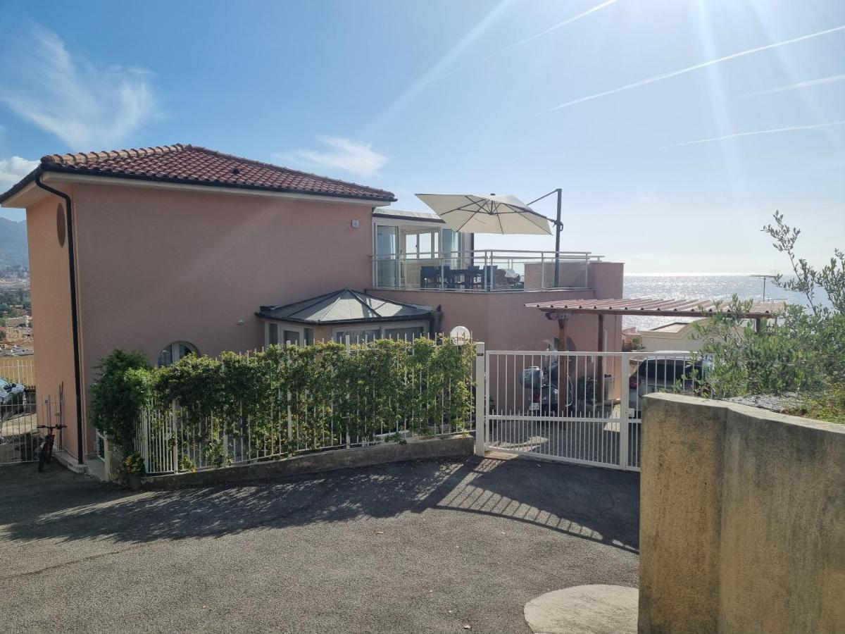 Dernier Etage D'Une Maison Roquebrune-Cap-Martin Extérieur photo